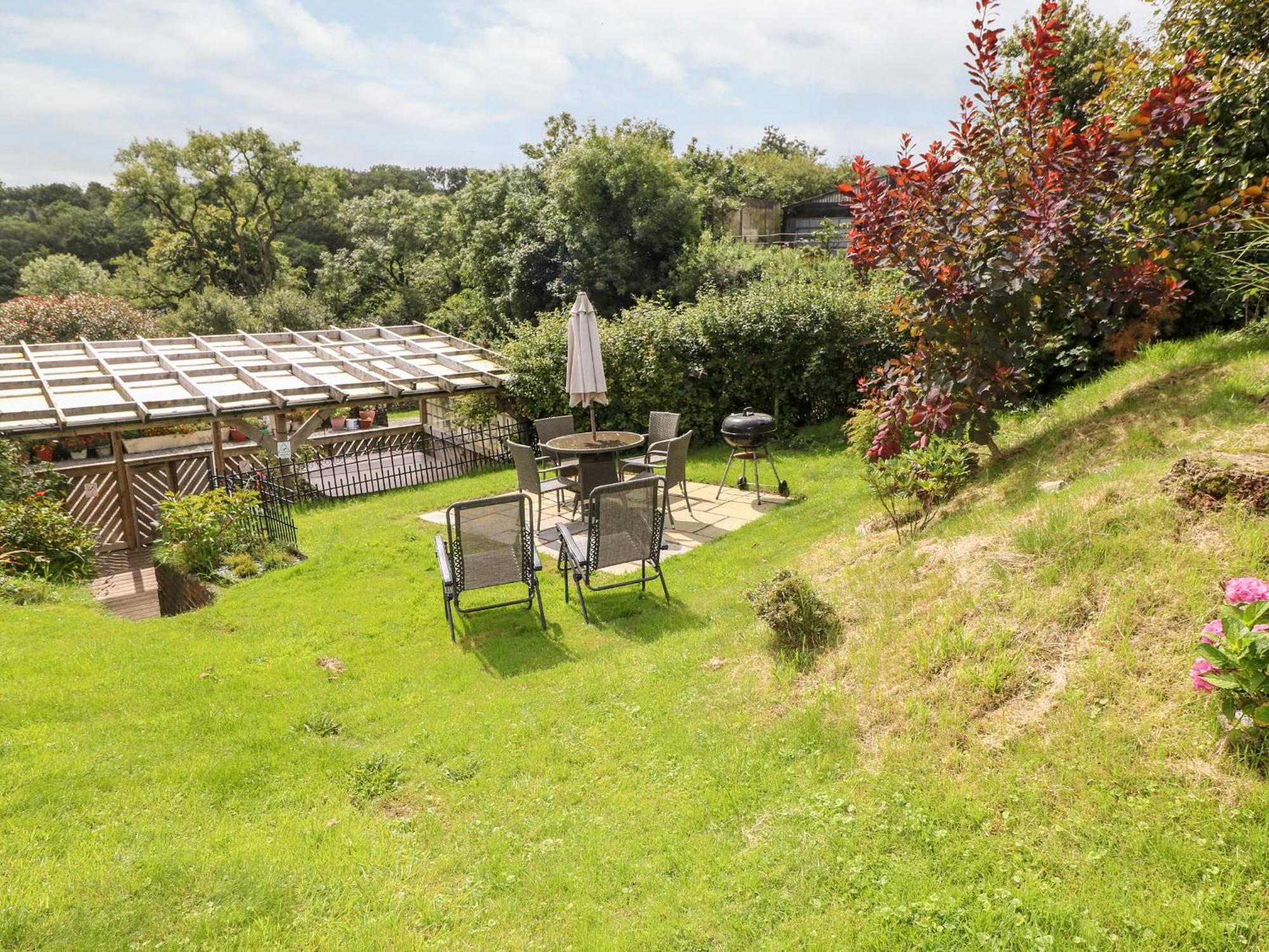 Ffynnonlwyd Cottage Llangynin Bagian luar foto